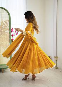 Costume Anarkali traditionnel pour femmes avec dupatta brodé, coupe ample, longueur au sol, en polyester, pour mariage, style Inde Pakistan - Product Image 4