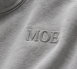 Conjuntos de sudaderas de cuello alto oversize con bordado de chenilla personalizado, sudaderas con capucha y joggers de pierna ancha de felpa de 450 g/m², ropa urbana premium al por mayor. - Product Image 3