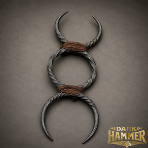 Boucle de ceinture triple torsadée de style viking médiéval en acier à haute teneur en carbone forgé à la main, écologique, Art & Objets de collection, 3 anneaux - Product Image 1