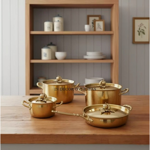 Ensemble de casseroles en acier inoxydable avec finition en cuivre martelé à la main, poignées ornées, 4 pièces, qualité professionnelle, respectueux de l'environnement - Product Image 1