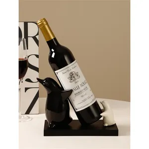 Soporte para Botellas de Vino de Aluminio con Diseño de Pingüino, en Blanco y Negro, Impermeable, Estilo Rústico, para Decoración de Mesa de Comedor y Fiestas - Product Image 3