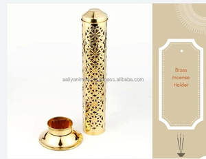 Porte-encens minimaliste en laiton avec motif floral sculpté personnalisé, vaisselle décorative pour la décoration de la maison - Product Image 2