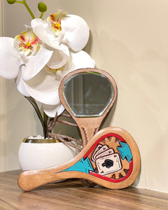 Miroir de poche peint à la main en cuir véritable repoussé Miroir de maquillage pour cartes occidentales Miroir à main design vintage Cadeau parfait pour femme - Product Image 5