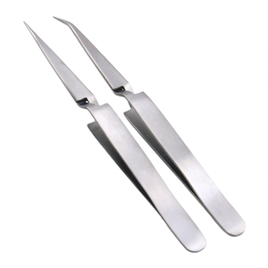 KOUNAIN Pince à cils en acier inoxydable finition satinée de 12cm à action croisée, pointes droites et incurvées à pointe fine - Product Image 1