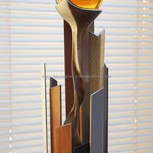 รางวัลถ้วยรางวัลกีฬาที่ได้รับแรงบันดาลใจจากโลหะเคลือบทองรับประกันการออกแบบโลโก้แบบกำหนดเองกันน้ำสลักด้วยเลเซอร์สำหรับจิ้งหรีดฟุตบอล - Product Image 1