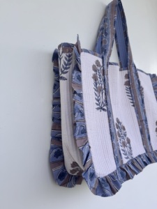 Bolsa de Mano de Algodón con Diseño Floral Estampado a Mano, Borde con Volantes y Asas Largas, para Compras, Viajes y Playa, para Mujer - Product Image 2