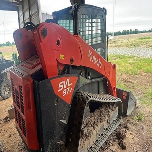 รถตักล้อยางขนาดเล็ก Kubota SVL97-2 ที่ทรงพลัง พร้อมเครื่องยนต์เทอร์โบชาร์จ 96.4 แรงม้า  กำลังยก 3200 ปอนด์ - Product Image 4