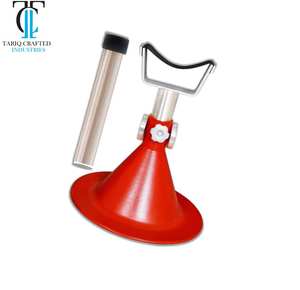 Support de soin des sabots vétérinaire robuste pour chevaux TARIQ CRAFTED INDUSTRIES - Product Image 3