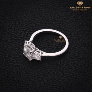 Diamant de laboratoire CVD certifié IGI, taille coussin de 2,00 carats, couleur D, clarté VVS2, or massif 14 carats, idéal pour un cadeau d'anniversaire - Product Image 3