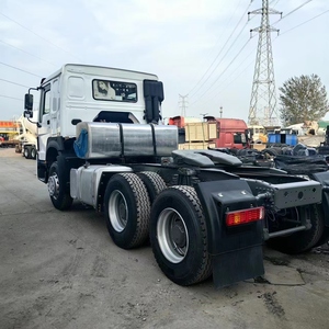 Camion tracteur Sinotruk HOWO 371HP 6X4, 10 roues, poids lourd, diesel, pour transport semi-remorque, à vendre - Product Image 3