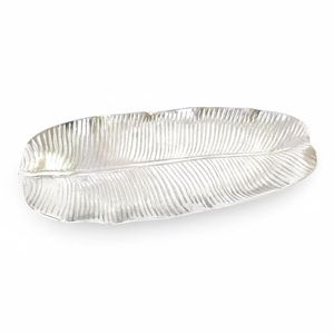 Plateau de service demi-lune martelé en cuivre, best-seller, pour une utilisation élégante à la maison et à la table, plateau décoratif élégant pour table à manger - Product Image 3
