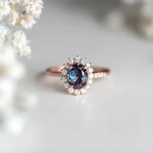 Anillo de compromiso y boda de lujo de plata de ley 925 chapado en oro con alejandrita de corte ovalado, gema que cambia de color, certificado para fiesta - Product Image 2