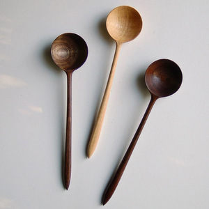 Mini cucharas de madera para té helado, postres, cucharitas pequeñas, suministros al por mayor, juegos de vajilla, producto hecho a mano en Vietnam - Product Image 5