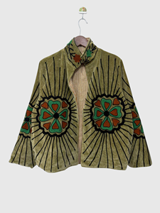 Veste en velours à col mandarin brodée à la main avec motifs floraux, manches chauve-souris, grande taille, style Prairie Chic, pour l'automne - Product Image 1