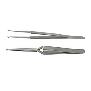 Pinzas Profesionales para Cejas DANTRIC IMPLANTS de Acero Inoxidable, Punta Inclinada, Diseño Curvo, Duraderas y Reutilizables para Depilación Precisa - Product Image 2