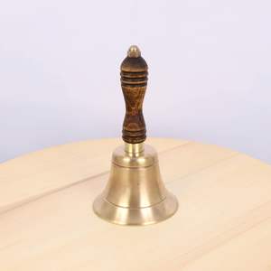 Cloche à main en laiton de style antique de qualité supérieure 100 %, avec poignée en métal, pour les enseignants, la décoration intérieure et les collections classiques. - Product Image 2