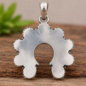 Pendentif en argent turquoise Cotton Candy pour femmes, incrustation de pierres précieuses multicolores rose et bleu, style Squash Blossom, bijoux - Product Image 3
