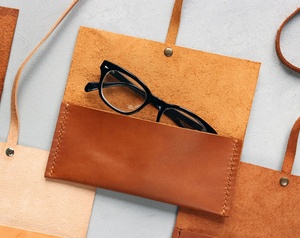 Crunch Da kính cuộn Kính mắt trường hợp Buff ẩn da chủ quang học biểu tượng tùy chỉnh phong cách cổ điển da Kính mát chủ - Product Image 1