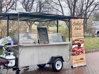 Remorque alimentaire professionnelle pour BBQ – Plaque de cuisson, bain-marie, réfrigérateur, auvent inclus