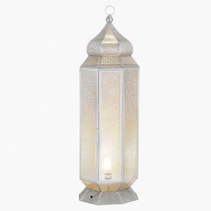 Lanternes porte-bougie modernes en métal et verre blanc, grandes et hautes, pour le Ramadan 2026, Noël, événements, décoration intérieure, mariages - Product Image 3