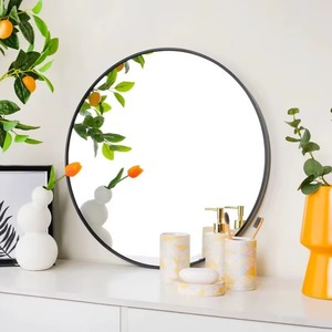 Cadre de miroir floral moderne au design raffiné ajoute une sophistication instantanée aux entrées, aux chambres et aux espaces de vie. - Product Image 4