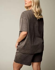 Sudadera con Capucha y Pantalones Cortos Deportivos para Mujer, 100% Algodón Transpirable, con Botones y Parches, Estilo Formal para Uso Diario - Product Image 2