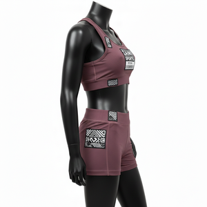 Ensemble short et haut pour femme en nylon et élasthanne GSM, rose poudré, avec panneau jacquard contrastant et logo thermocollé, en coton - Product Image 3