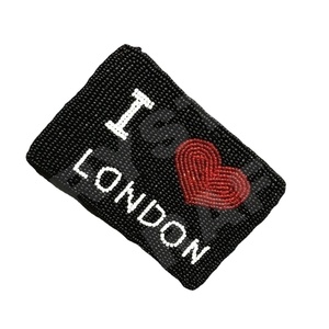 I Love London Seed Beaded Coin Pouch Wallet Hermoso accesorio de moda con características de accesorios de moda - Product Image 1