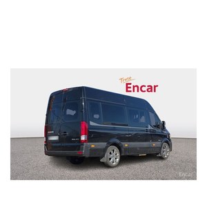 Hyundai Sonata Limousine 2023, 15 places, 87 097 km, Diesel, Automatique, avec caméra de recul, Conduite à gauche - Product Image 2