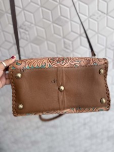 Bolso de Mano de Cuero Genuino Hecho a Mano, Estilo Bohemio, con Grabado Floral, Diseño Gypsy, Bolso de Hombro Hecho a Mano, Estilo Occidental, Elegante y Multiusos - Product Image 5