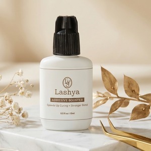[Lashya] น้ำยาเคลือบกาวติดขนตา 15 มล. ช่วยยึดติดขนตาได้นานขึ้น สำหรับขนตาวอลลุ่ม - Product Image 3