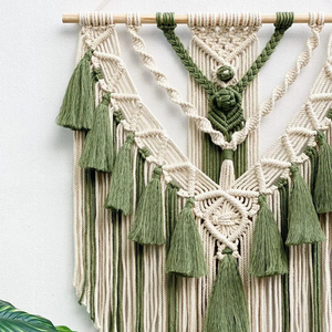 Tapisserie murale en macramé vert olive, style bohème, en corde de coton avec pompons, décoration murale pour chambre à coucher, salon, chambre d'enfant, 18x30 pouces - Product Image 3