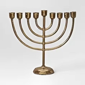 Candélabre de luxe en métal à 9 bras, porte-bougie Menorah, élégant centre de table décoratif pour la maison - Product Image 2
