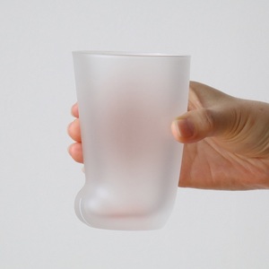 Vaso de vidrio Coconeco, fabricado en Japón, con figura de pata de gato, para bebidas, con diseño de gato madre, gatito y huella de pata. - Product Image 4