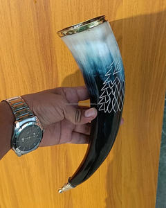 Cuerno Vikingo Hecho a Mano para Beber, para Festivales Medievales, Renacentistas y Reenactaciones Históricas - Product Image 3
