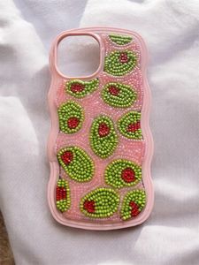 Funda de Teléfono Personalizada con Bordado Floral y Cuentas, Diseño Hecho a Mano, Funda de Celular de Lujo, Decorativa - Product Image 1