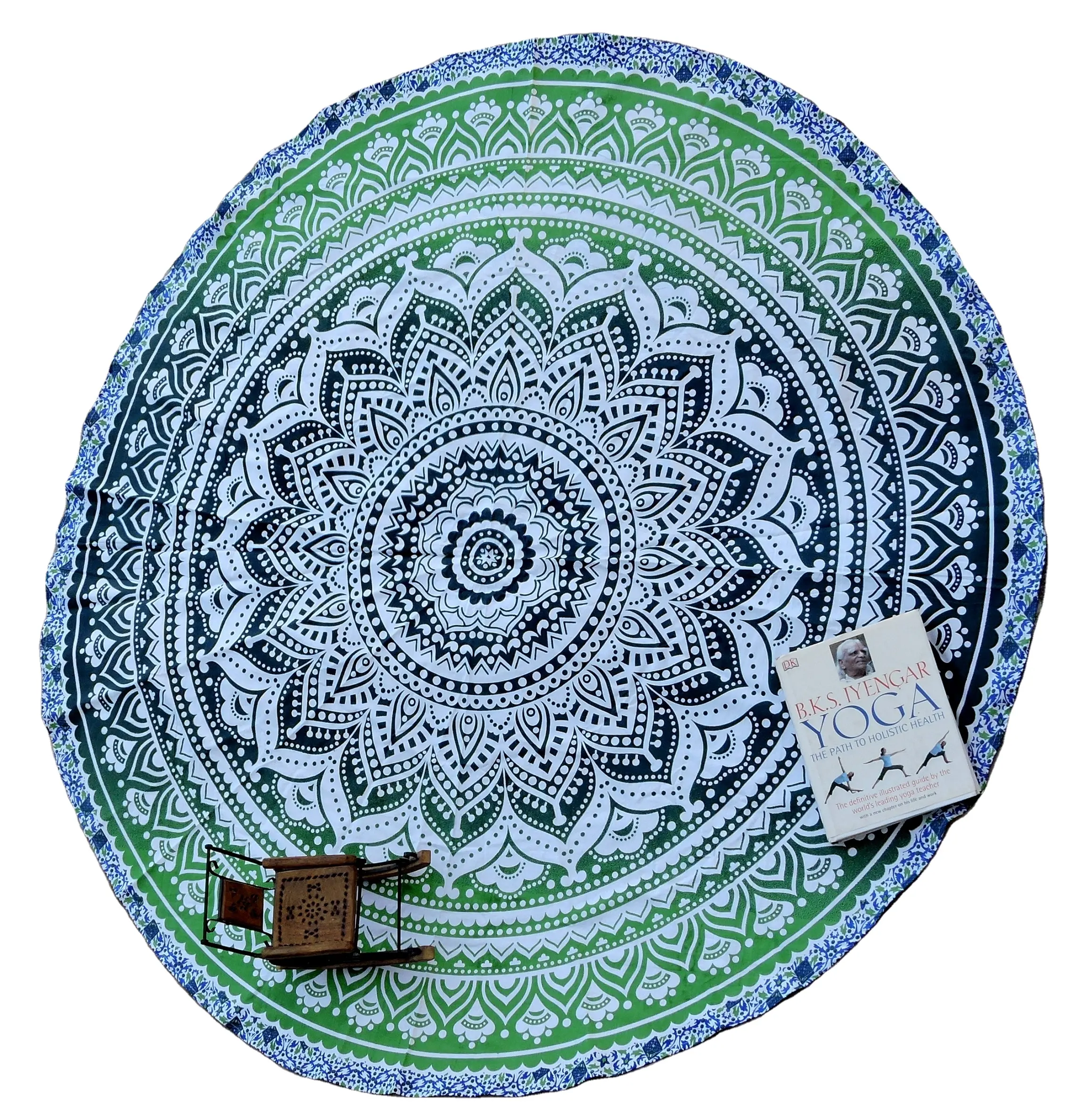 2023 Latest Moroccan Style Mandala Beach Towel Adult Micro Fibre 100% Cotton Abstract Modern Bath Towels at Factory Price OEM