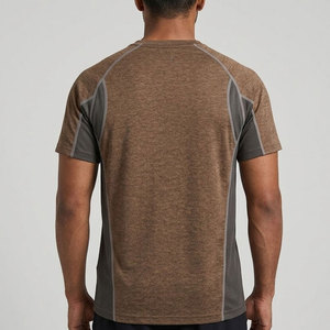 T-shirt de sport léger conçu pour les séances d'entraînement, la course à pied et les activités physiques quotidiennes, offrant un confort durable. - Product Image 4