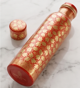 Botella de agua de cobre con base roja premium y estampado de hojas doradas, elegante y ecológica, ideal para la hidratación diaria, viajes y oficina. - Product Image 2