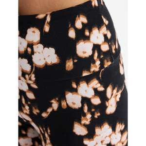 Leggings de yoga pour femmes, pantalons de sport extensibles, vêtements de sport RTS - Product Image 2