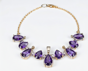 สร้อยคอพลอยอเมทิสต์สีน้ำเงินทรงหลากหลาย ดีไซน์หรูหรา เงินแท้ 925 ชุบทอง 18K สร้อยคอพลอยอเมทิสต์สีน้ำเงิน เครื่องประดับเจ้าสาว - Product Image 1