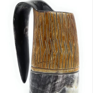 Cornes à boire vikings artisanales 100% originales, fabriquées à la main, mug viking unique d'inspiration médiévale, pour fêtes et mariages - Product Image 1