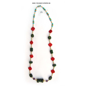 Collier à perles géométriques en pierre de corail rouge et verte, style bohème unisexe, longue chaîne, bijoux à prix de gros - Product Image 2