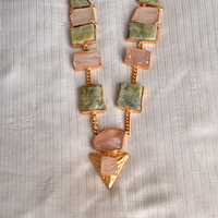 Collier long en quartz rose naturel avec boucles d'oreilles assorties en laiton et pierres pour femme - Cadeau pour elle