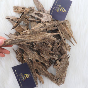 Virutas de Oud de Alta Resina Cultivadas en Vietnam, Larga Duración, para Amantes de los Perfumes - Product Image 2