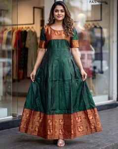 Kurti vert en soie longueur ras du sol avec bordure rouge doré, tenue traditionnelle indienne pour mariage, coupe ample pour femme, toutes saisons - Product Image 1
