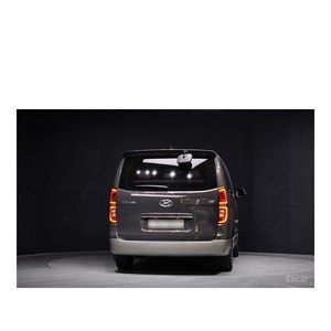 For Hyundai Starex Urban 9-Seater March 2019 Model with 24,733 km Automatic Gearbox Diesel Fuel Leather Seats Left Steering - Product Image 4