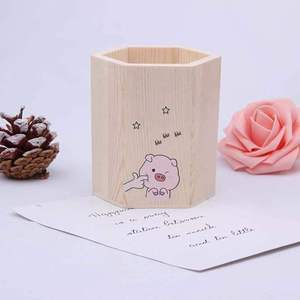 Magnifique porte-stylo en bois avec finition lisse pour la décoration du bureau et de la table d'étude - Product Image 5