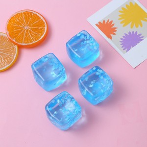 CHENXI - Juguete Sensorial Antiestrés de Gelatina con Forma de Copos de Nieve, 5.5 cm, Colorido, para Aliviar el Estrés - Product Image 4