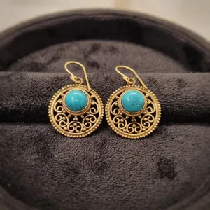 Pendientes de latón con turquesa cultivada en laboratorio, al por mayor, estilo bohemio, con filigrana y gemas azules colgantes - Product Image 5